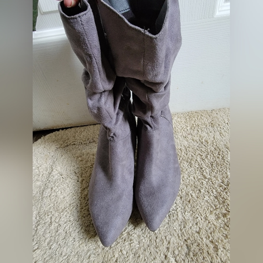 Heels boots